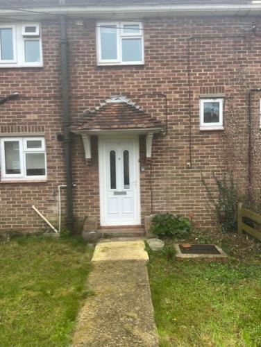 Netley House | Peaceful Haven Near Netley