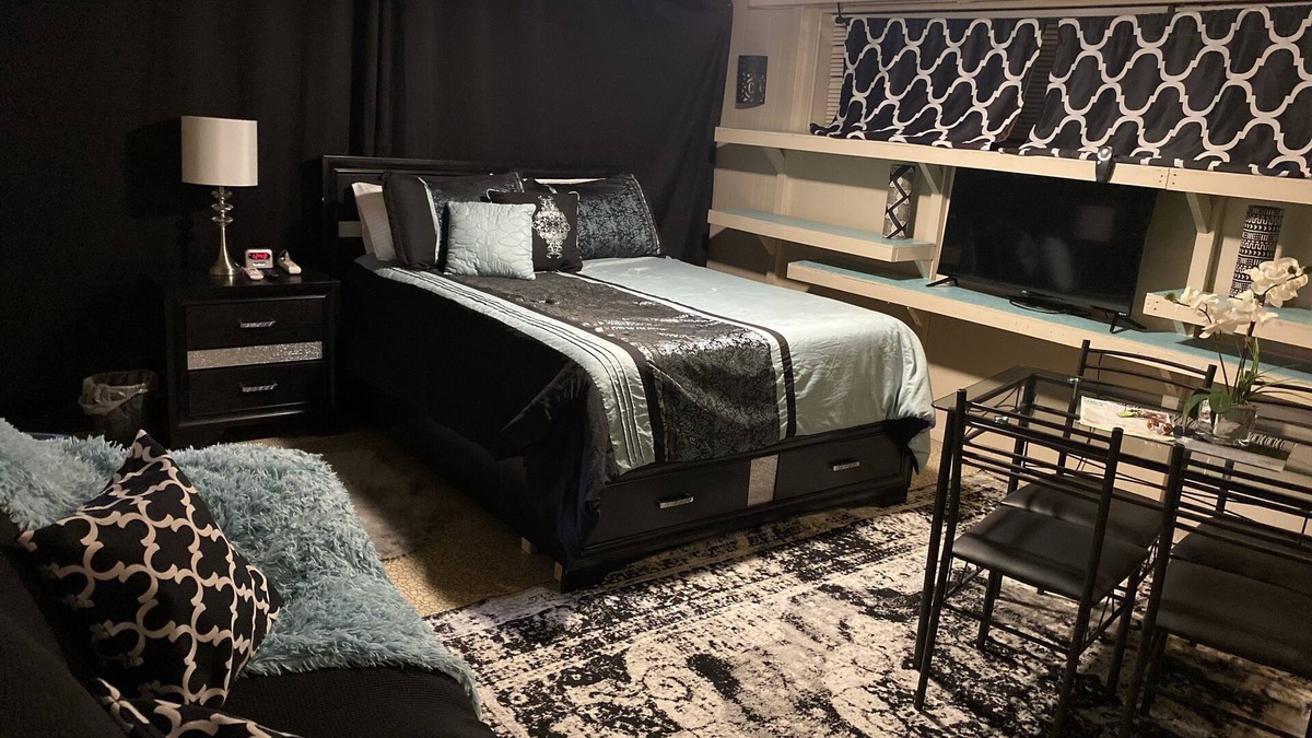 Southwestern Sacramento House | Peaceful Haven
