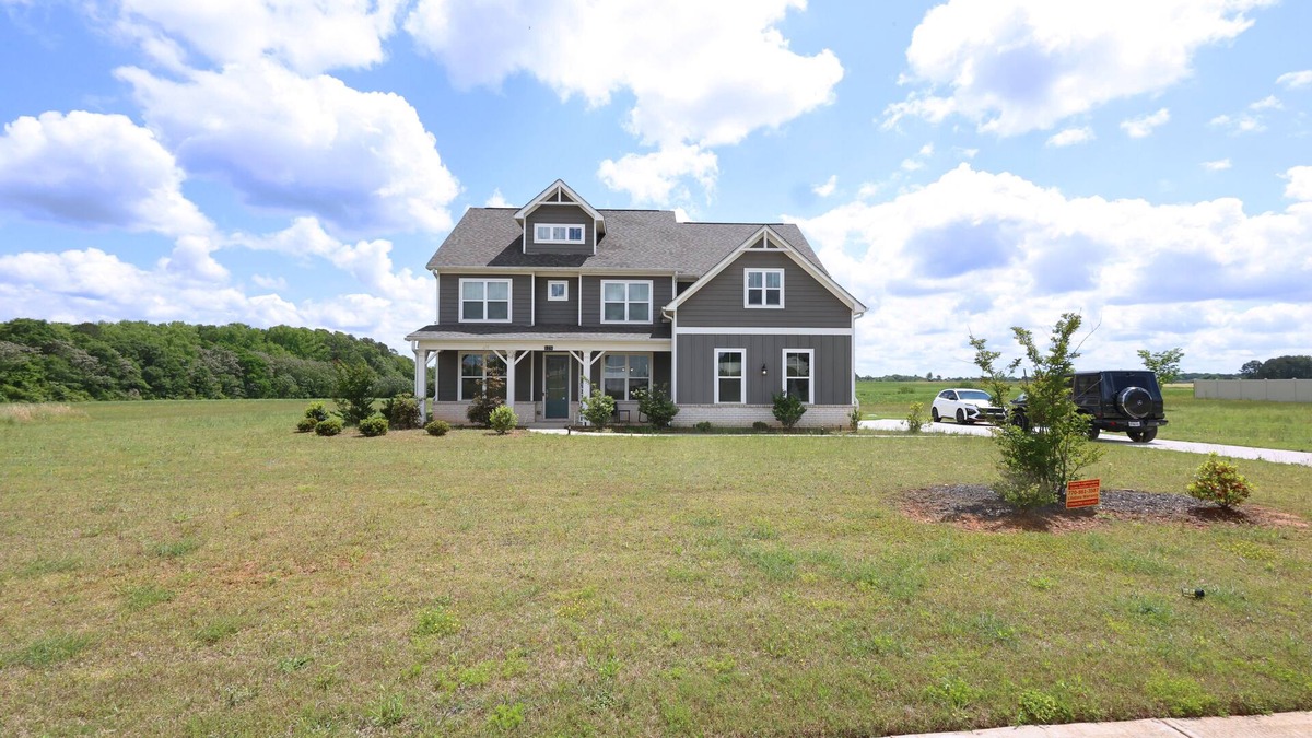 Locust Grove House | Peaceful Home Away From Home With Breathtaking Views in Locust Grove
