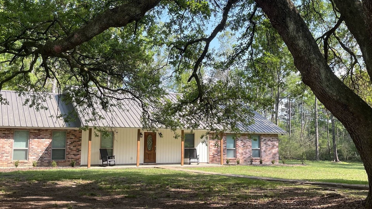 Fluker House | Peaceful home in Amite, La