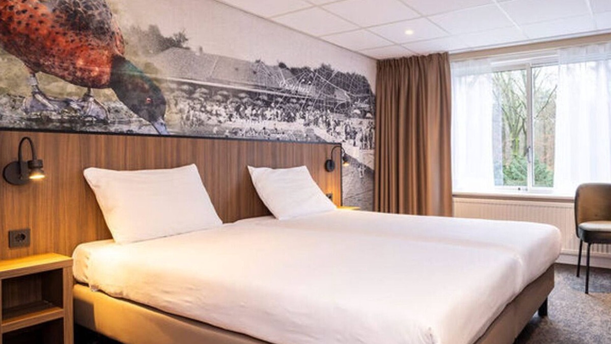 Doorwerth Hotel | Peaceful Hotel Accommodation by Forest, Castle & Arnhem Attractions