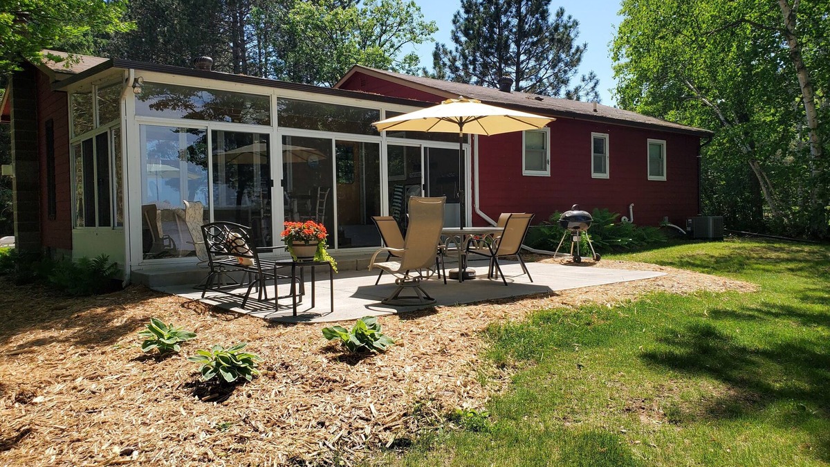 Emily Cabin | Peaceful Lake Retreat!