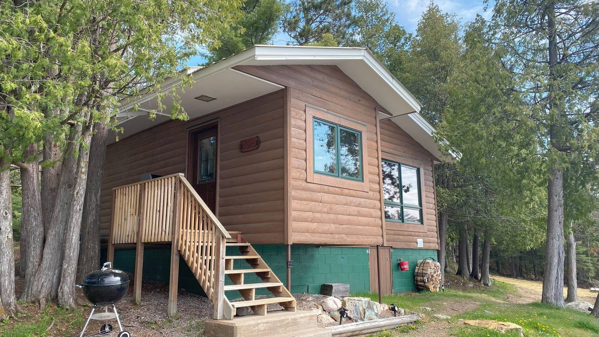 Ely Cabin | Peaceful Lakeside Cabin on Shagawa Lake