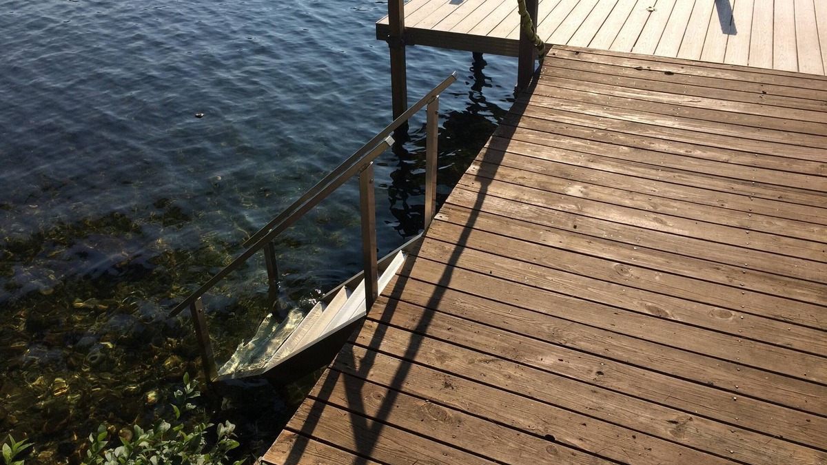 Meredith Cabin | Peaceful lakeside getaway