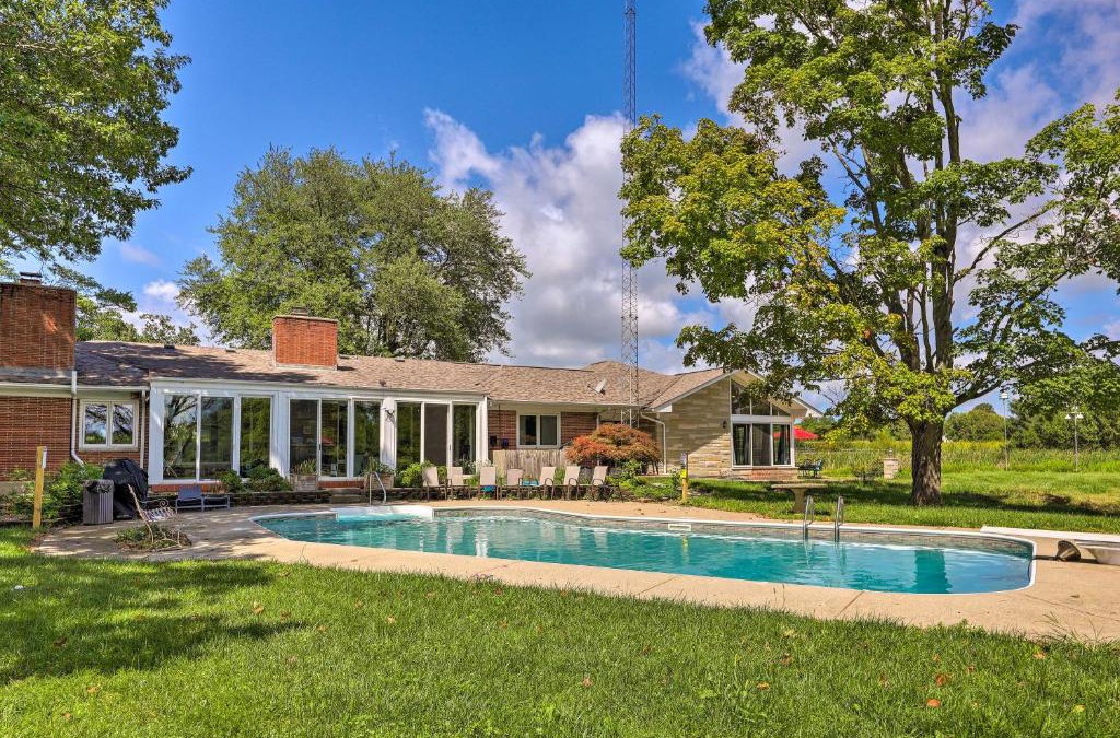Lebanon House | Peaceful Lebanon FarmhouseandRanch with Pool!