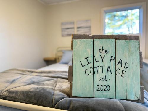 Chester House | Peaceful Lily Pad Cottage In Hubbards
