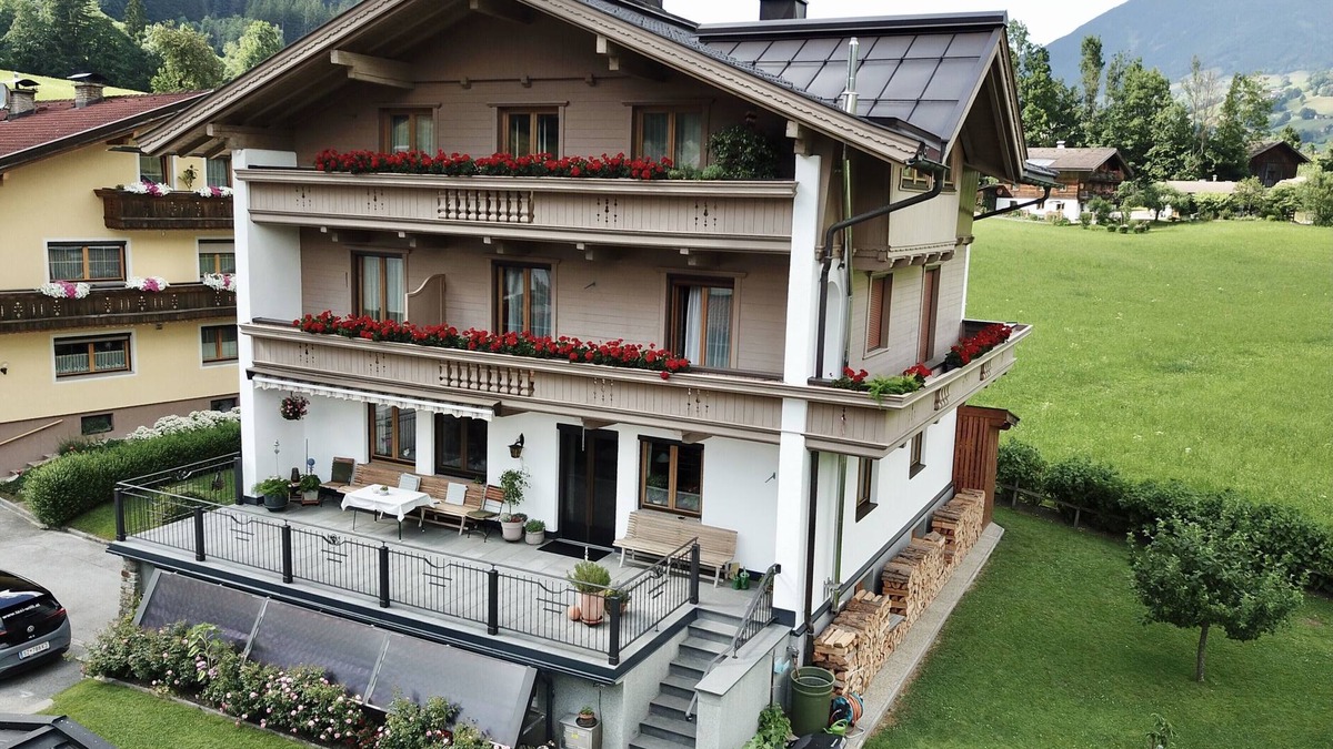 Aschau Im Zillertal Apartment | Peaceful location within the Zillertal, 5 min to village centre,children welcome