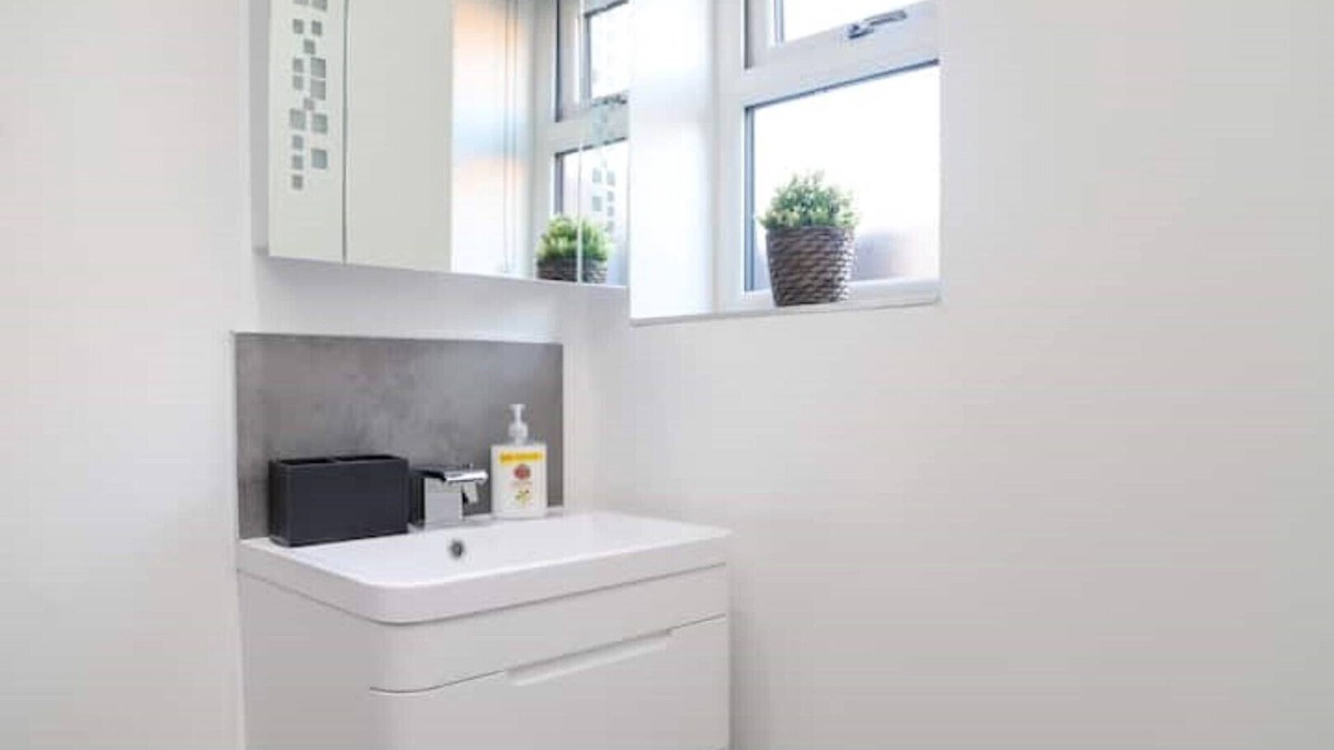 Leicester House | Peaceful Luxury 3 Bed Bungalow