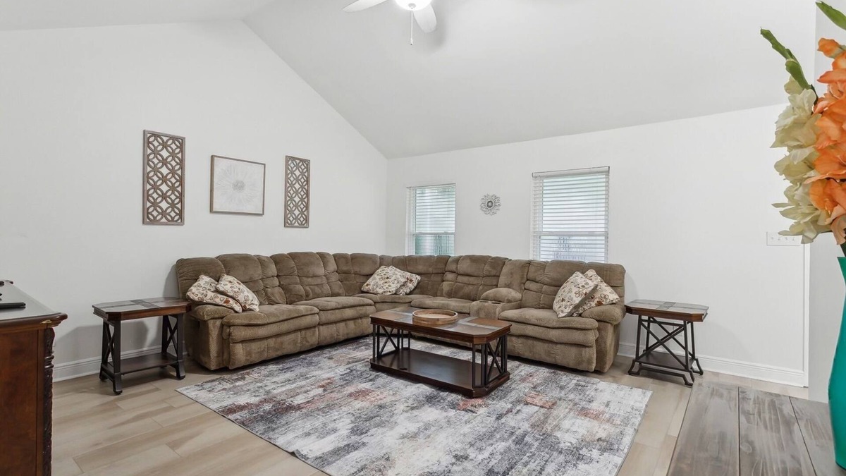 Slidell House | Peaceful luxury home