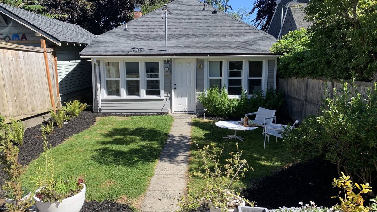 North End House | Peaceful North End Home