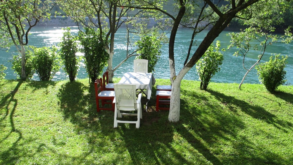 Bosanska Krupa Apartment | Peaceful Oasis - House For Rest And Relaxation