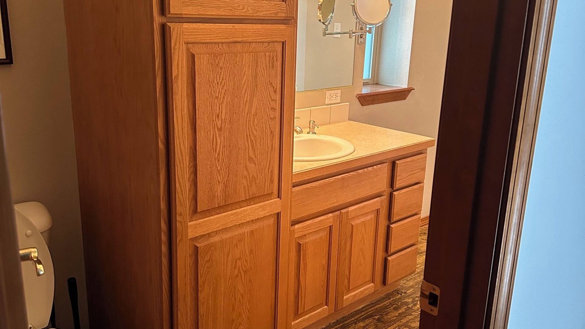Benton City Apartment | Peaceful One Bedroom Attached Suite on Secluded 10 Acres on the River