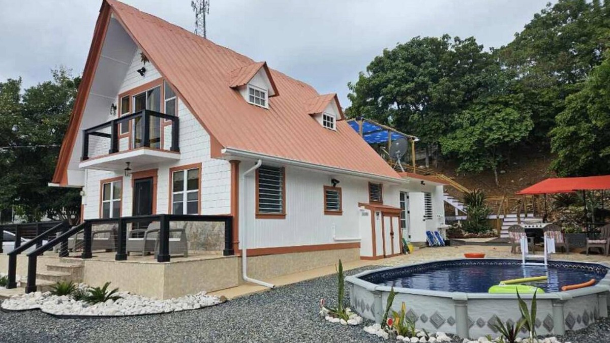 Cabo Rojo Ski Chalet | Peaceful Paradise - Remodeled 2 story Chalet on a secluded block. A hidden Gem!
