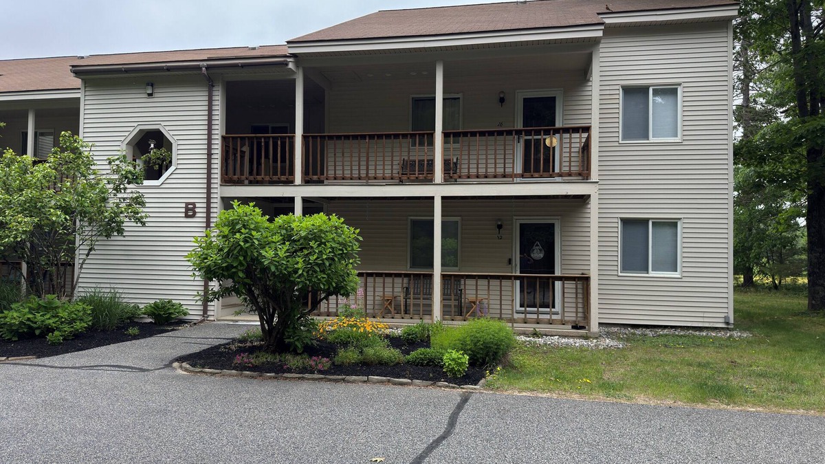 Center Conway Condo | Peaceful Pines Saco River Getaway