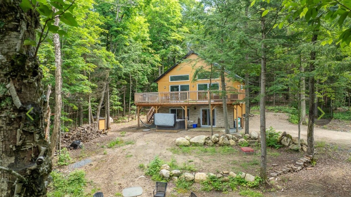 Amherst Ski Chalet | Peaceful place ❤️Perfect spot to relax and have great time