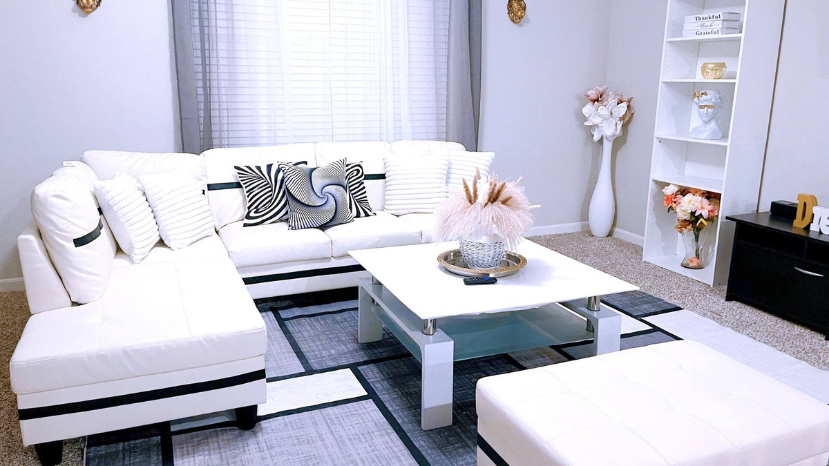 Anna House | Peaceful Quiet Clean Suite Private in a house attached full bathroom.