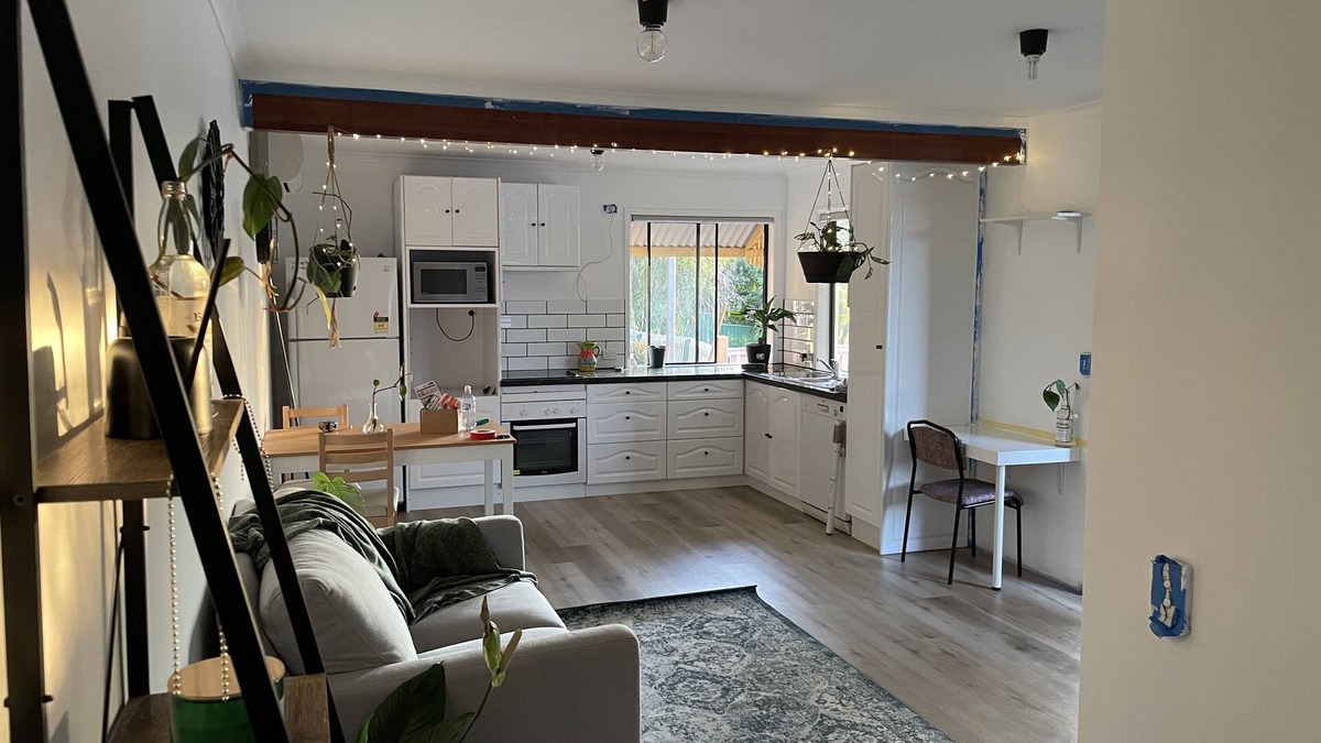 Sinnamon Park Apartment | Peaceful Renovated Unit