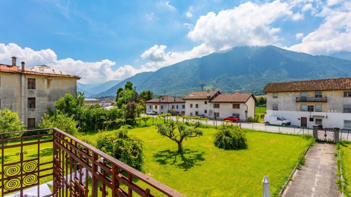 Feltre Apartment | Peaceful Retreat: Feltre Lovely Apartment