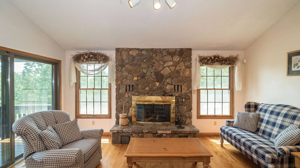 Bonne Terre House | PEACEFUL retreat in NATURE on 100-Acre Property