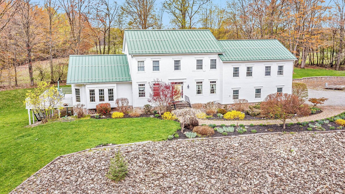 Castile House | Peaceful Retreat Minutes from Letchworth State Park – Nature, Comfort & FUN
