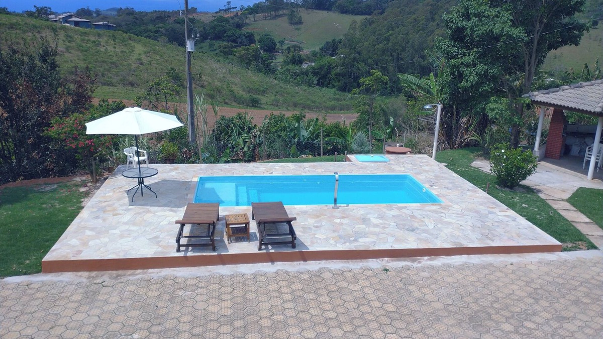 Pinhalzinho House | Peaceful retreat surrounded by nature. Comfortable house for families, pet friendly.