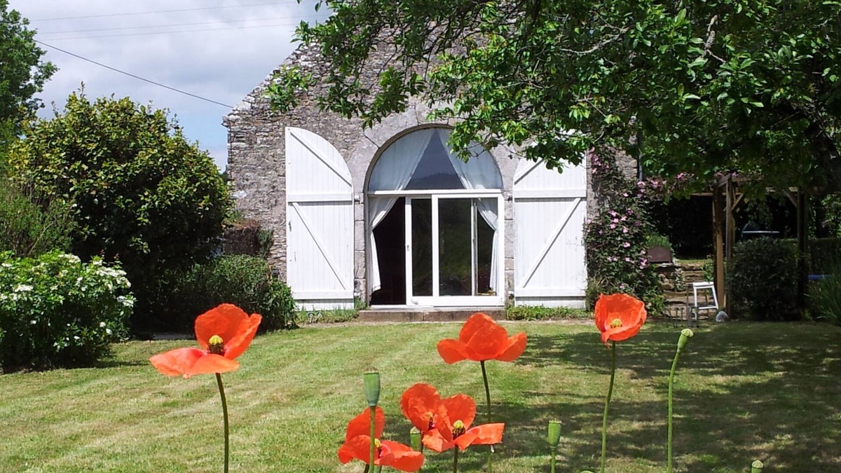 Caden House | Peaceful & secluded, set in beautiful countryside & only 30 mins from the sea