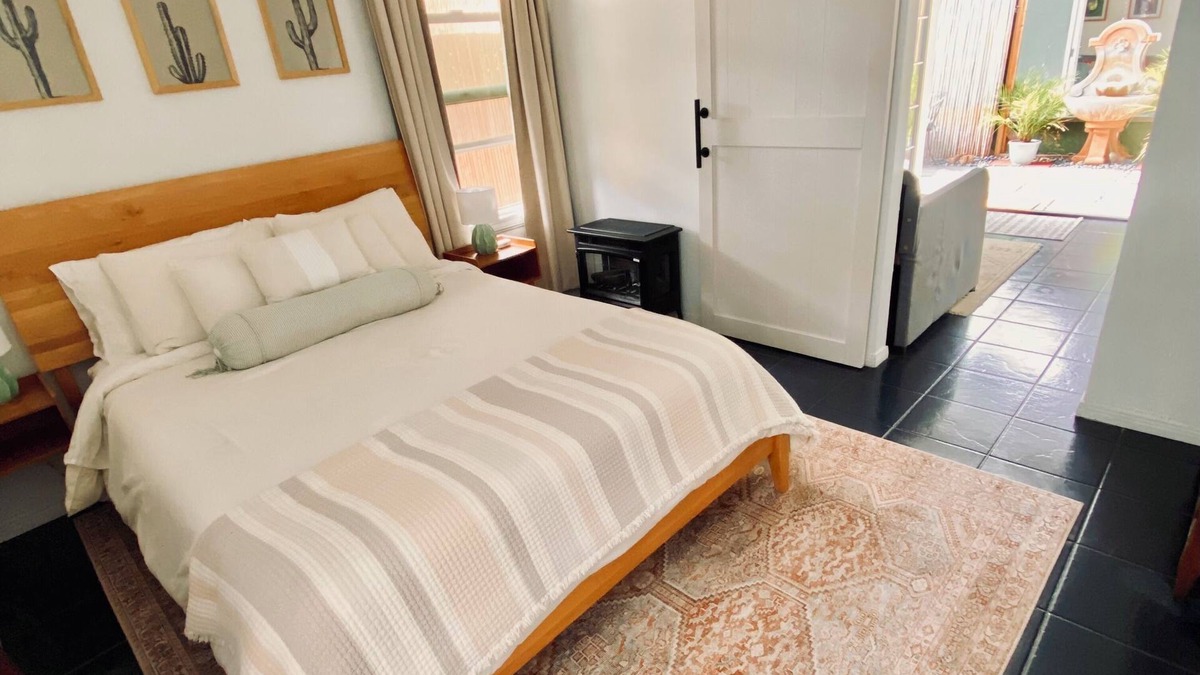 Lamanda Park House | Peaceful & Serene Bungalow in Beautiful, Historic Pasadena, CA