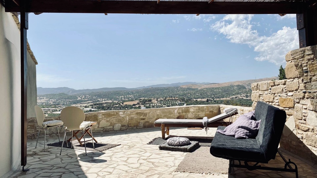 Choirokoitia House | Peaceful Stone House Mtn Views 10 Min to Beach