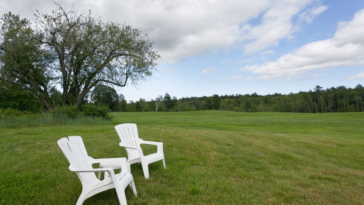 North Berwick Apartment | Peaceful Suite in a farm setting-20 mins to ocean-Unit 4- Abbott Brook Inn