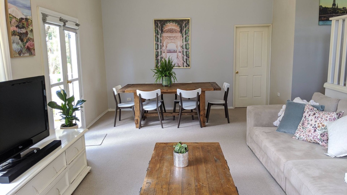 Creswick House | Peaceful three bedroom house