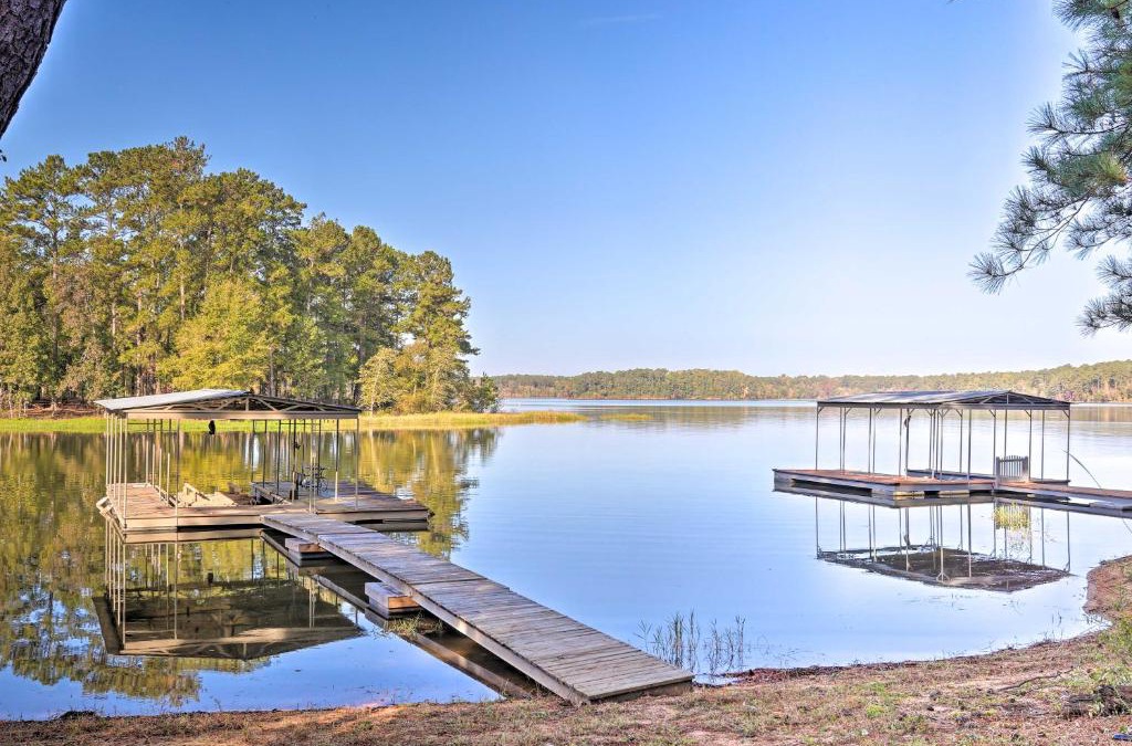 Tignall House | Peaceful Tignall Cabin on Strom Thurmond Lake!
