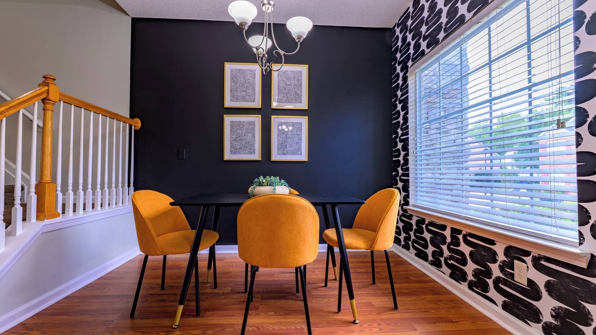 Cliftondale House | Peaceful townhome in vibrant Atlanta - 20 Minutes from Downtown