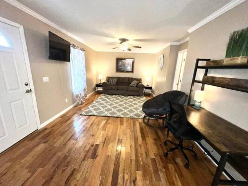 Guntersville House | Peaceful Townhouse Near Lake