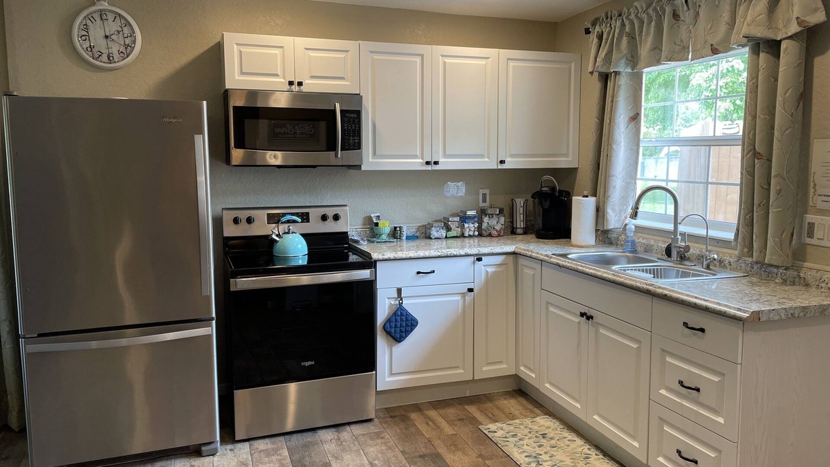 Sorrento House | ￼ Peaceful Two Bedroom Guest House near Wekiva River and State Parks ￼
