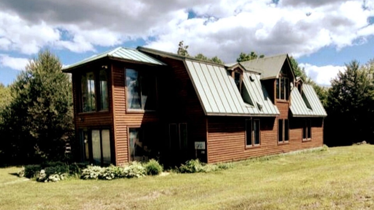 East Calais Apartment | Peaceful Vermont Getaway with Gorgeous Views!