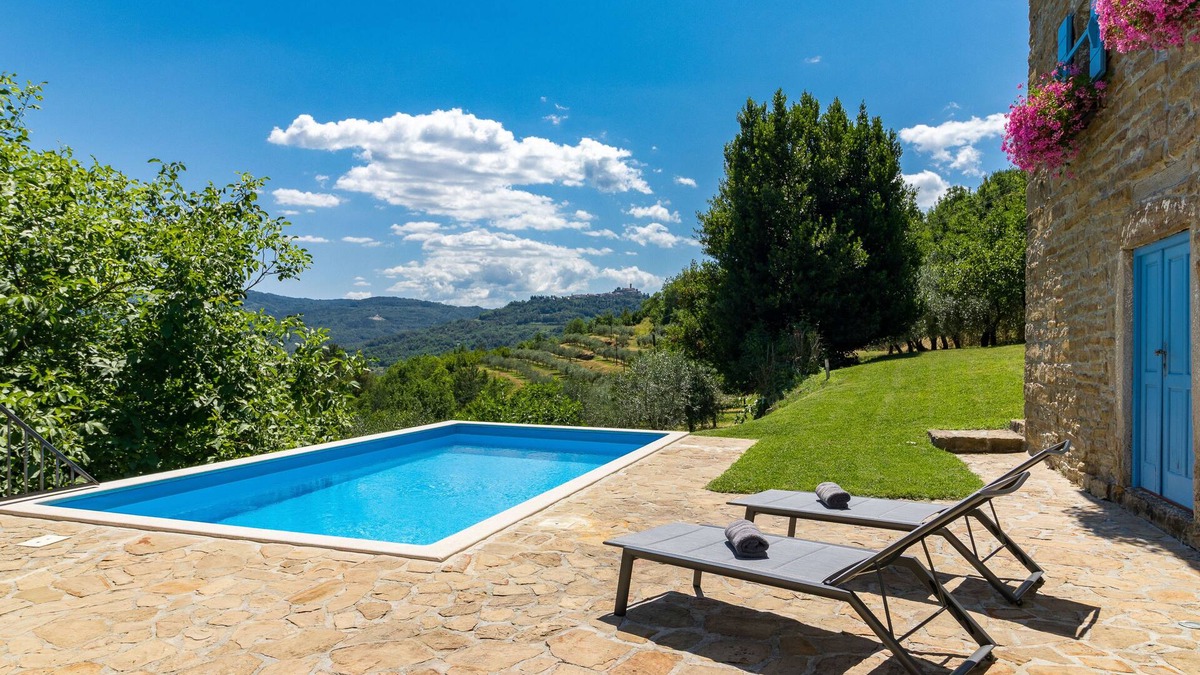 Golubici Villa | Peaceful Villa situated on the top of the hill with breathetaking view