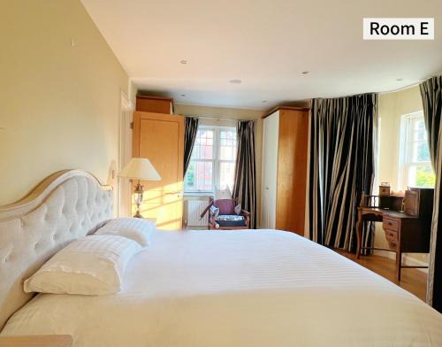 Blackrock House | Peaceful Villa with Garden & Creek - New Cozy rooms