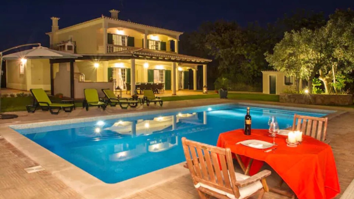 Goldra de Cima Villa | Peaceful villa with private pool