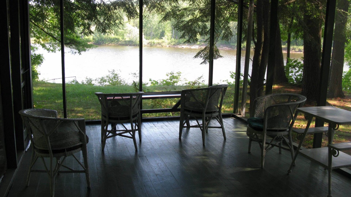 Scandia Cabin | Peaceful Vintage Retreat on Pristine St Croix River near Marine-on-St-Croix