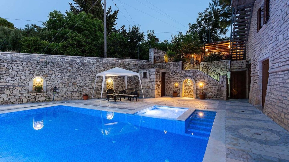 Margarites Villa | Peacefull Stone-Built Villa