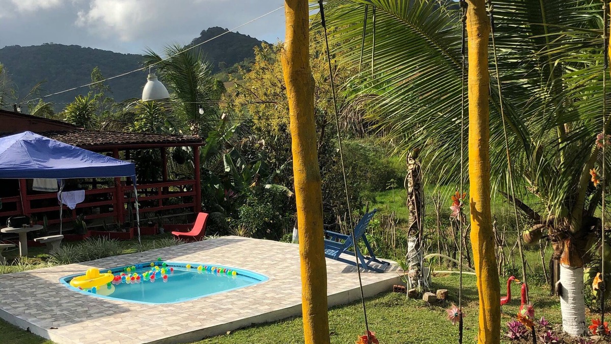 Bonito House | PEACOCK PARADISE GREEN IN BEAUTIFUL-PE