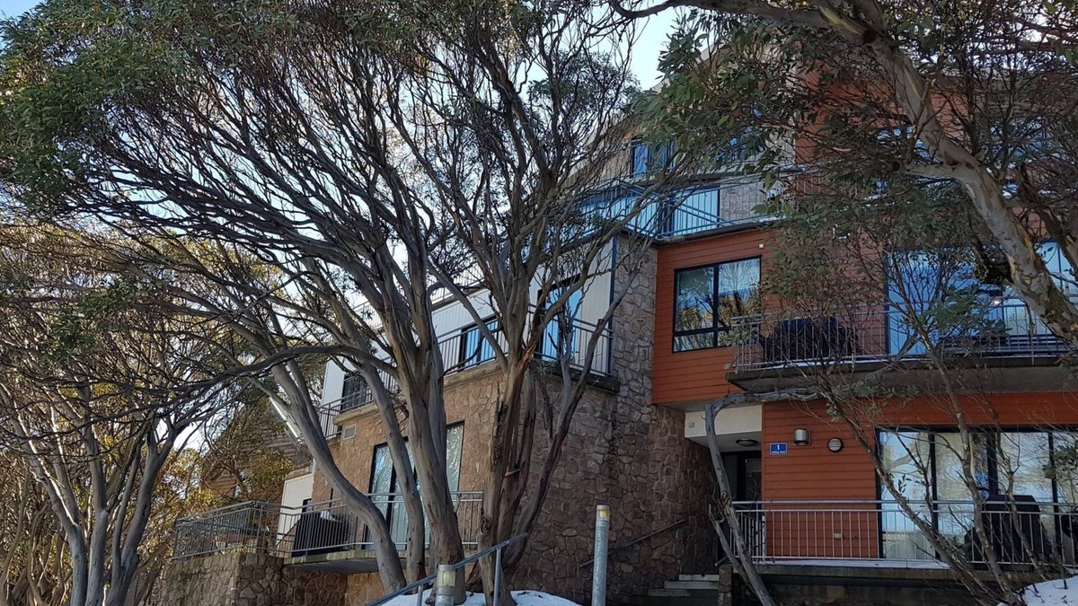 Mount Buller Apartment | PEAK 105 - Mt Buller Village - Family/Small Group Accommodation