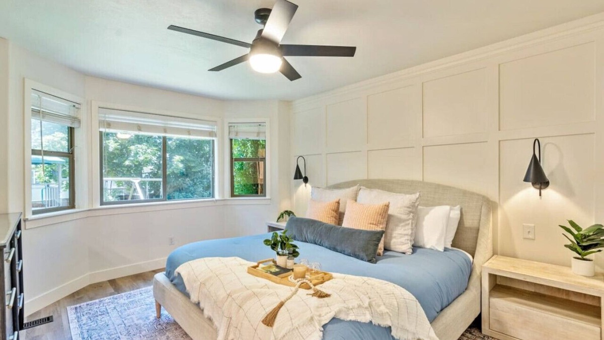 Pleasant Grove House | Peakview Paradise | Backyard | Free Massage*