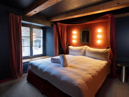 Saint-Ursanne Hotel | Peanut Medieval Lodge