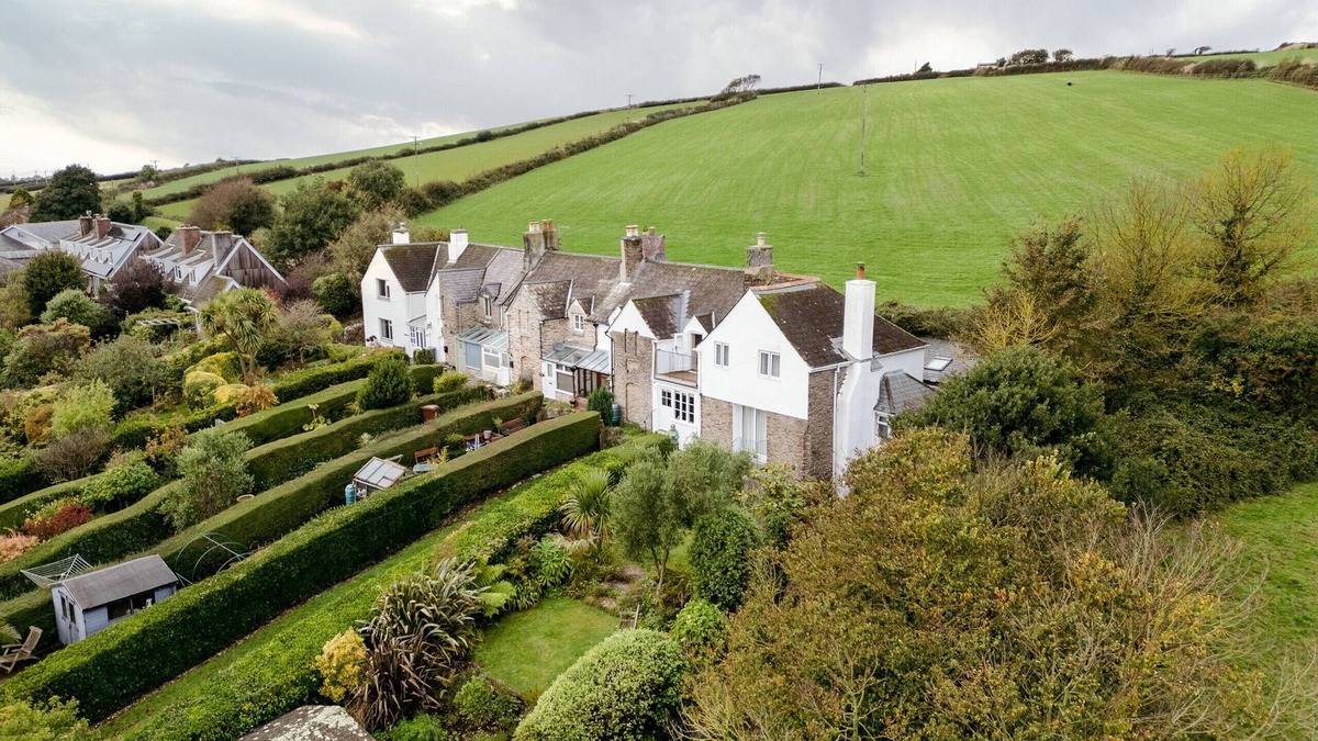 South Milton Cottage | Pear Tree Cottage - Cosy one bedroom Cottage