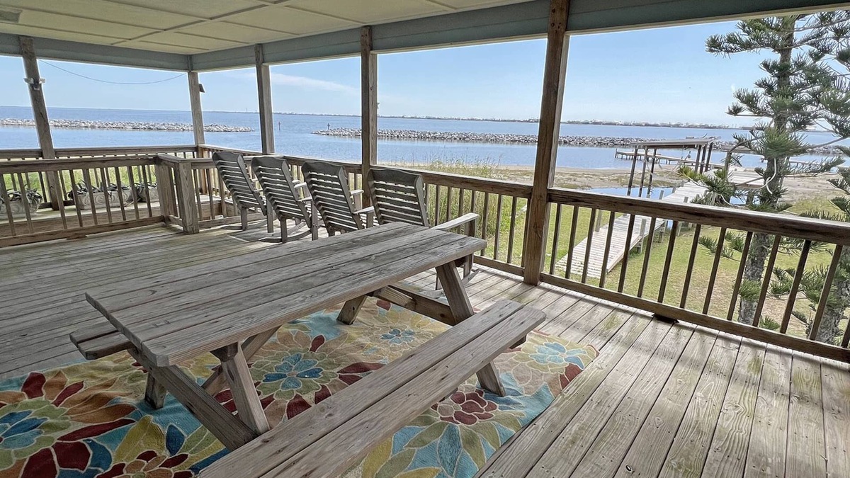 Golden Meadow House | Pearly Whites - Fishing Pier - Island Realty