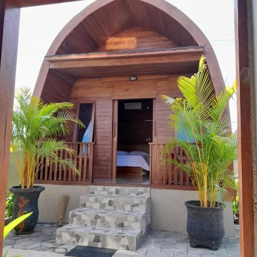 Mendoyo House | Pebble Beach Bungalow in Medewi Yeh Sumbul, Bali
