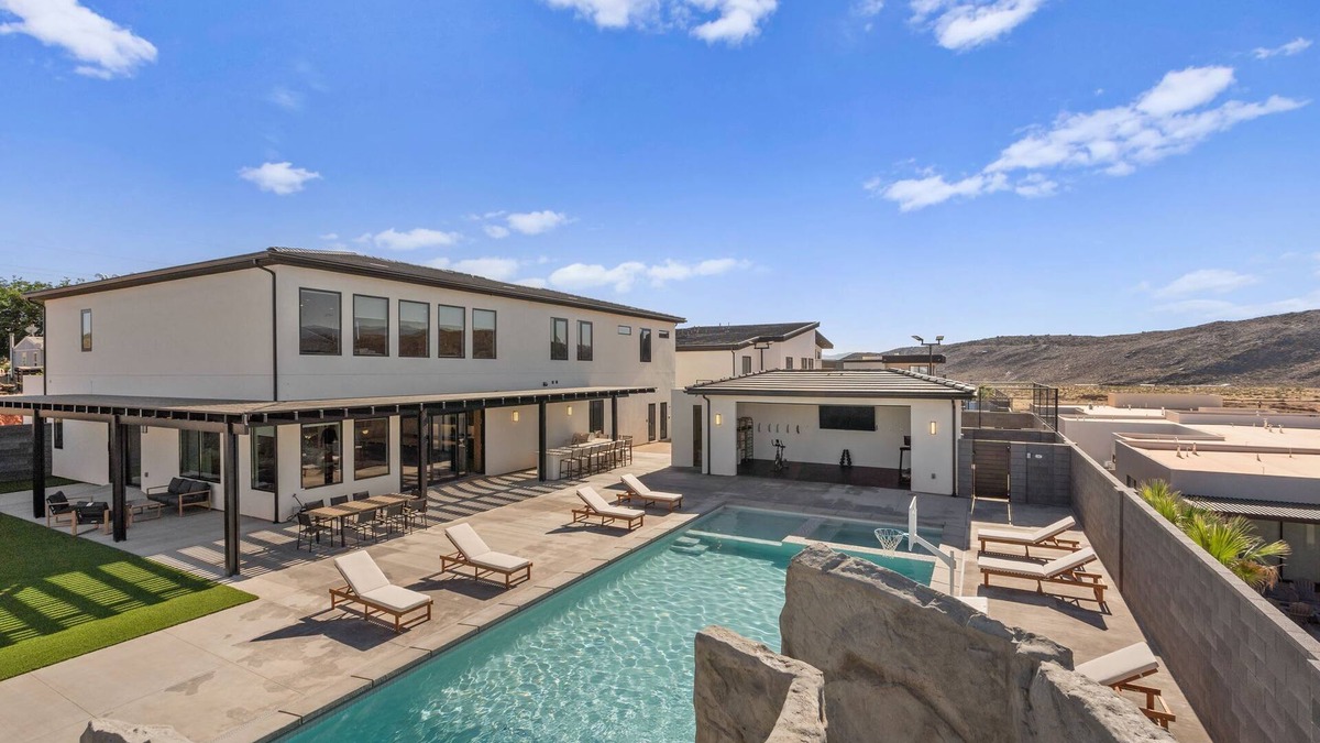 Hurricane House | Pecan Valley Oasis - Lux Pool, Sauna and Theater