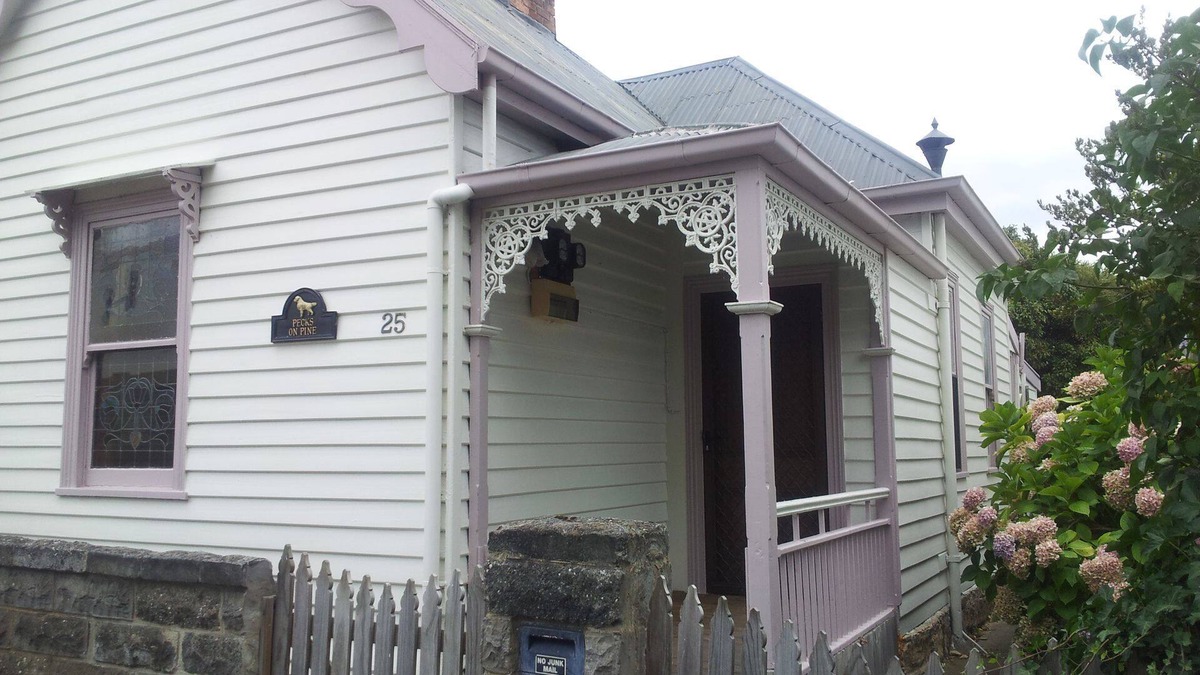 West Hobart Cottage | Peck's on Pine Victorian Cottage