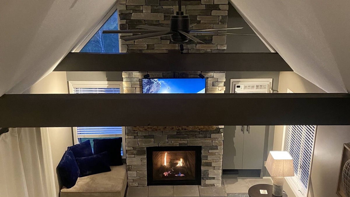 Clymer Resort | Peek' n Peak Resort and Spa Condo, less than 100 yards from the slopes